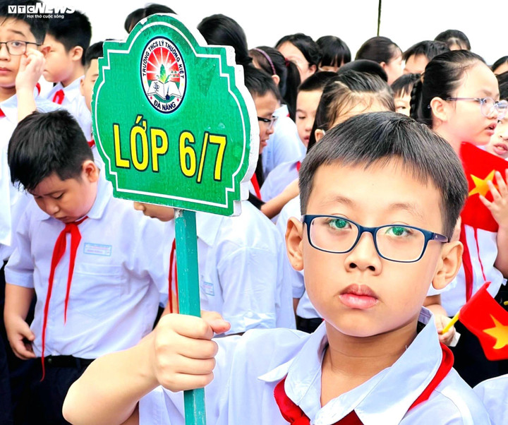 23 triệu học sinh cả nước khai giảng năm học mới - 18