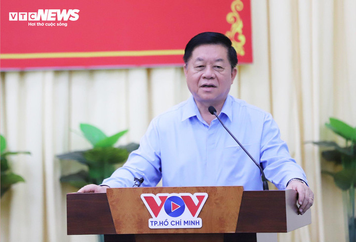 Bí thư Trung ương Đảng, Trưởng ban Tuyên giáo Trung ương Nguyễn Trọng Nghĩa phát biểu tại buổi làm việc.