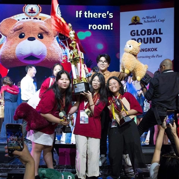 Hơn 30 thí sinh do Ngũ Tô Duy huấn luyện đều giành được vé đến Mỹ.