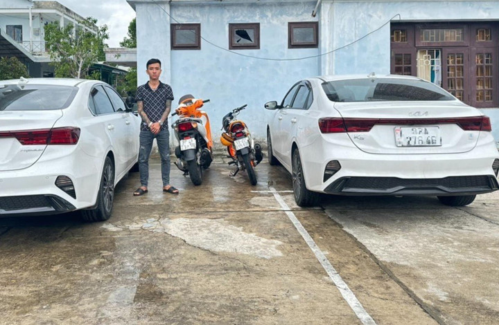 "Núp bóng" dịch vụ cầm đồ, Lâm cùng đồng bọn hoạt động cho vay nặng lãi. (Ảnh: C.A)