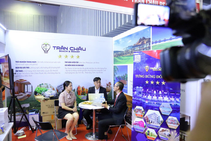 Lãnh đạo Khu du lịch Trân Châu Beach & Resort lắng nghe nhu cầu của đối tác lữ hành, du lịch.