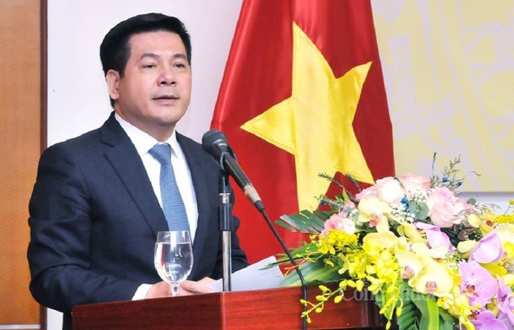 Uỷ viên Trung ương Đảng, Bộ trưởng Bộ Công Thương Nguyễn Hồng Diên.