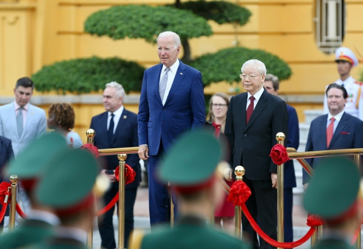 Tổng thống Mỹ Joe Biden rời Việt Nam chiều nay  - 7