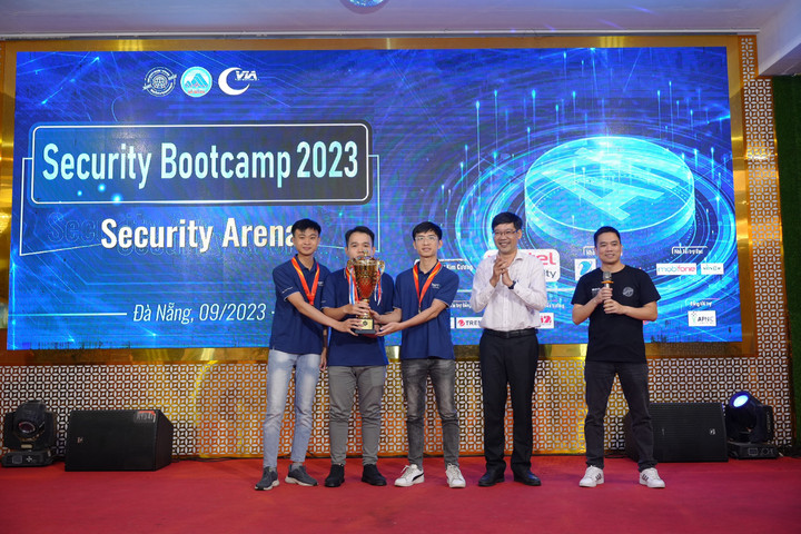 VNPT ba năm liên tiếp vô địch tại Đấu trường an toàn thông tin Security Bootcamp.