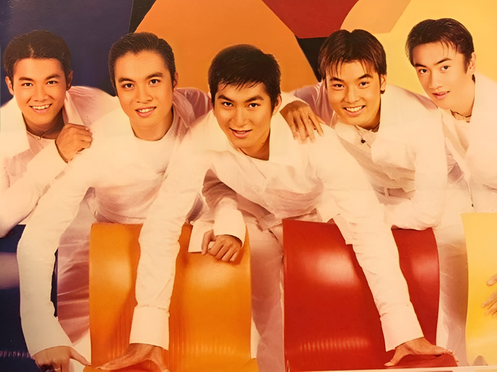 Điền Thái Toàn (ngoài cùng bên phải) thời còn hoạt động trong nhóm 1088.