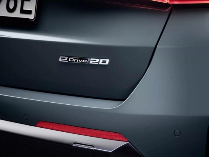 Cận cảnh xe điện BMW iX1 eDrive20 vừa ra mắt, giá 1,23 tỷ đồng - 6