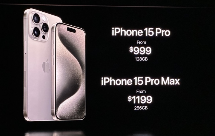 Giá bán iPhone 15 Pro và 15 Pro Max.