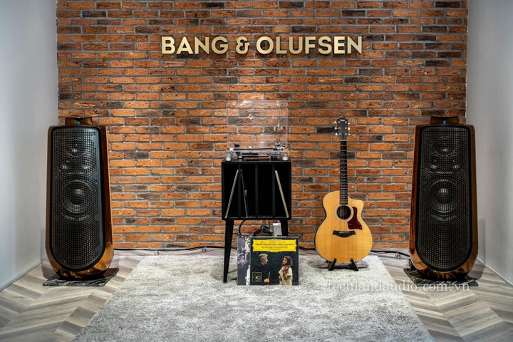 Vietnam High-end Show 2023: Trải nghiệm những xu hướng nghe nhạc cao cấp nhất - 2