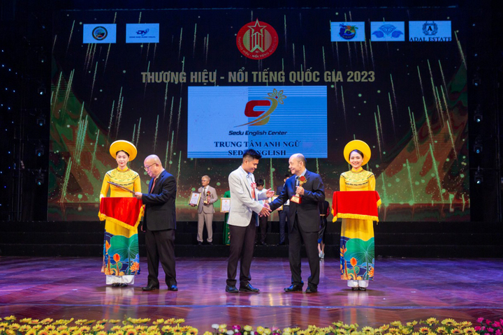 SEDU English Center lọt Top 10 Thương hiệu nổi tiếng Quốc gia - 4
