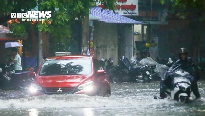 Ngày 14/9, miền Bắc tiếp tục mưa to. (Ảnh minh hoạ: Quốc Anh)