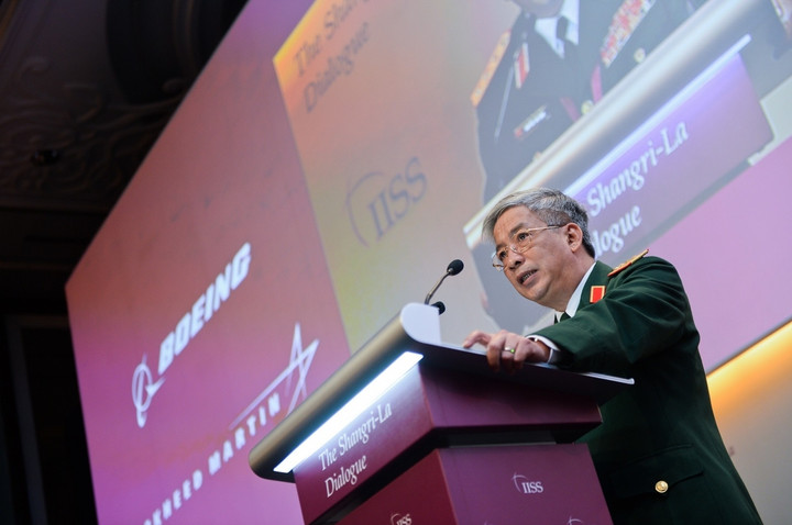 Phát biểu tại Đối thoại thường niên Shangri-La tại Singapore.