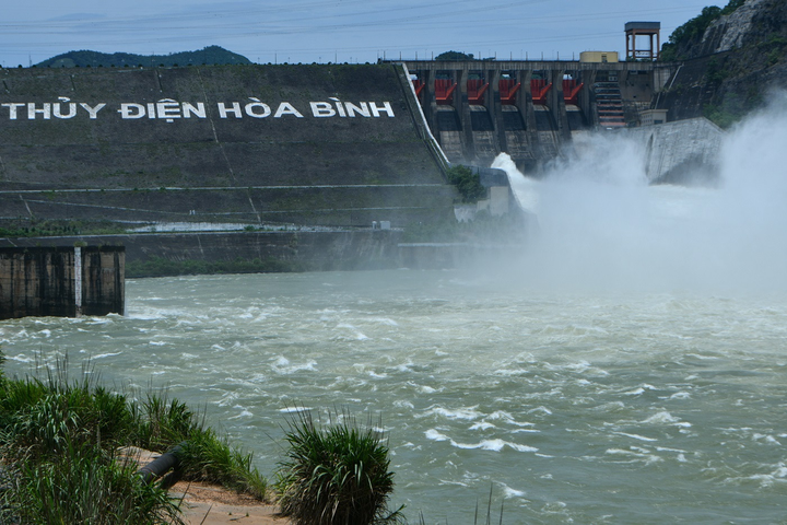 EVN khẳng định đã căn cứ tình hình thủy văn các miền để có điều chỉnh hợp lý nhằm tích tối đa có thể các hồ chứa khu vực miền Bắc.