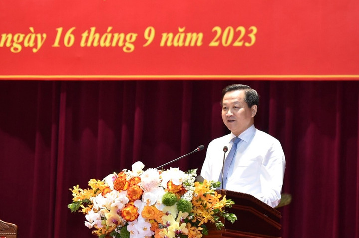 Phó Thủ tướng Lê Minh Khái phát biểu tại hội nghị.