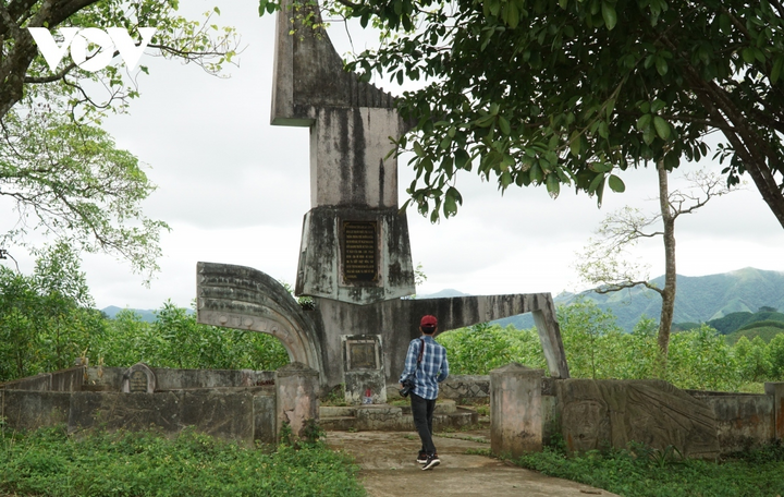 Cứ điểm 241 thôn Tân Phú, xã Cam Thành, huyện Cam Lộ.