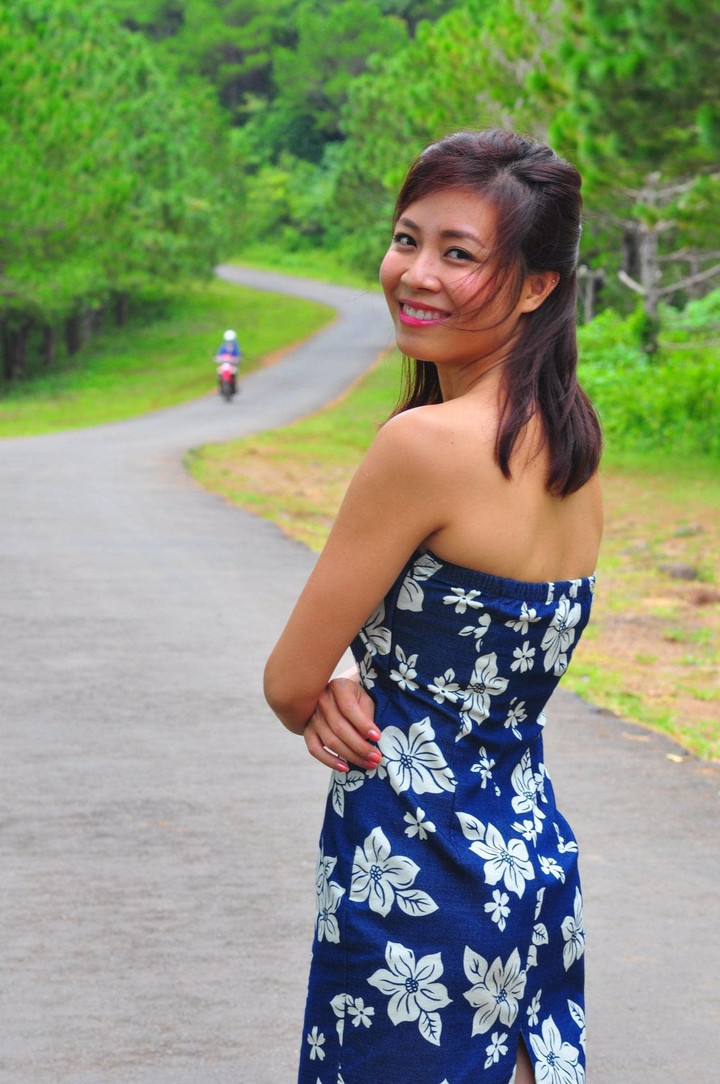 MC Hoàng Linh của "Chúng tôi là chiến sĩ" hoài niệm về nhan sắc của mình cách đây 12 năm.