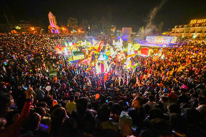 Đêm hội trăng rằm lớn nhất Tây Bắc sắp trở lại.