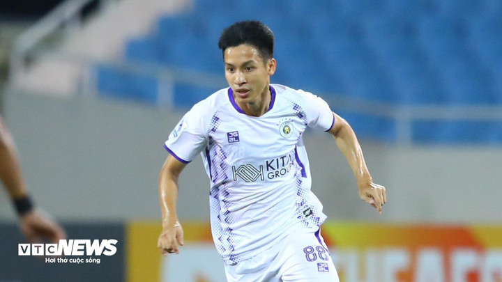 Hà Nội FC khó lật ngược tình thế sau khi thủng lưới 3 bàn trong chưa đầy 10 phút. (Ảnh: Kim Chi)