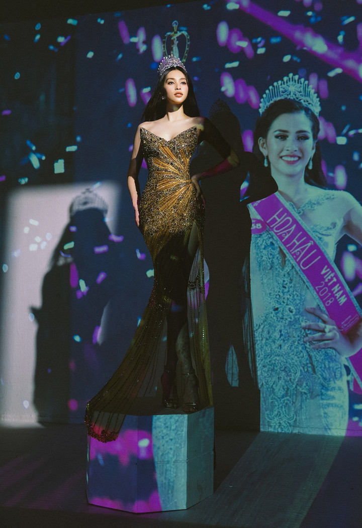 Với những nỗ lực của mình, Tiểu Vy đã lọt Top 5 Hoa hậu nhân ái Thế giới và vào Top 40 chung cuộc.