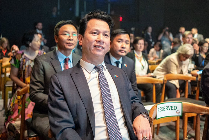 Bộ trưởng Đặng Quốc Khánh tham dự sự kiện.