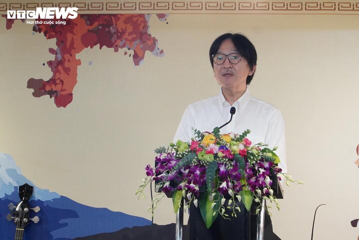 Hoàng Thái tử Nhật Bản Akishino chia sẻ, chuyến thăm Việt Nam lần này có ý nghĩa đặc biệt quan trọng, là chuyến thăm chính thức nước ngoài đầu tiên của Hoàng Thái tử và Công nương sau dịch COVID-19. Đây cũng là chuyến thăm Việt Nam đầu tiên của Hoàng gia Nhật Bản sau 6 năm kể từ chuyến thăm của Nhà vua và Hoàng hậu Nhật Bản năm 2017.
