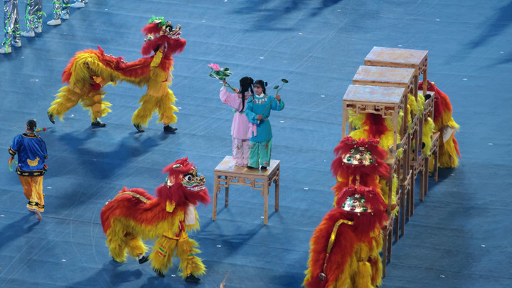 Nghệ thuật múa sư tử Trung Quốc có truyền thống hơn 2 nghìn năm. (Ảnh: Nam Trung)