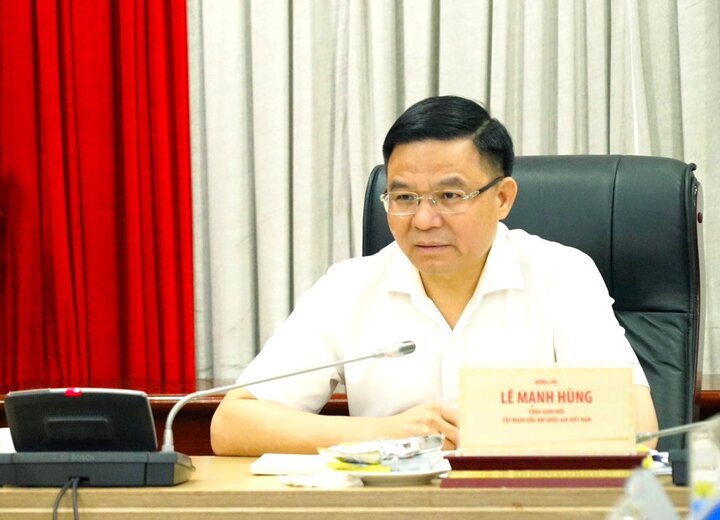 Tổng Giám đốc Petro Vietnam Lê Mạnh Hùng chủ trì buổi làm việc.