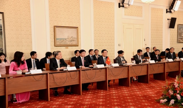 Quang cảnh hội đàm.