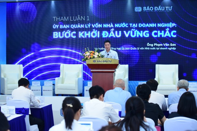 Quang cảnh cuộc tọa đàm.