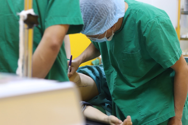 Bệnh nhân được chỉ định nhập viện điều trị.