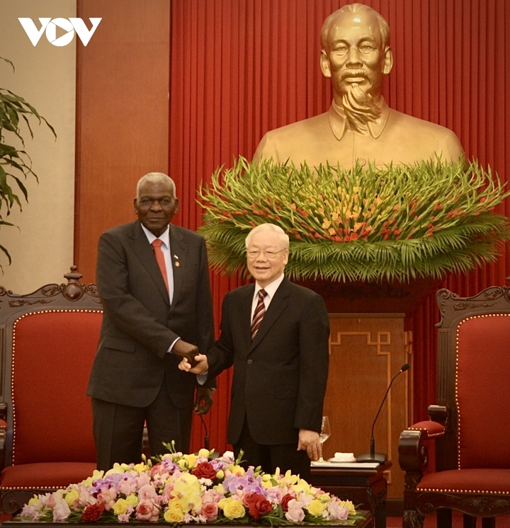 Tổng Bí thư Nguyễn Phú Trọng và Chủ tịch Quốc hội Cuba.