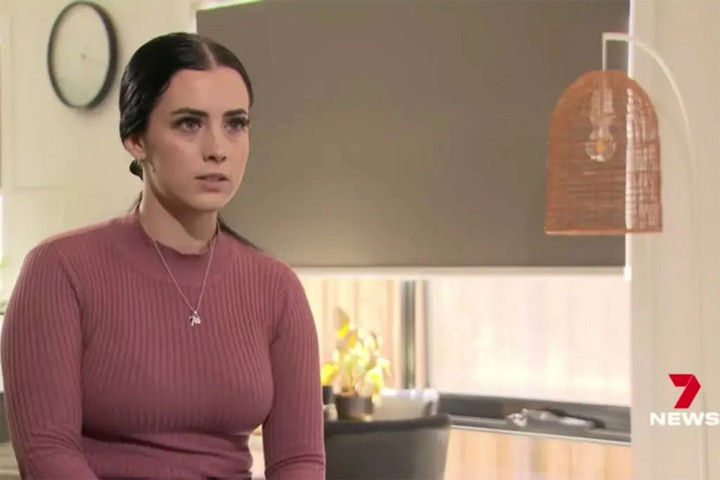 Cloe Westerway, 22 tuổi, chuẩn bị phẫu thuật tim sau khi biết que tránh thai "đi lạc".