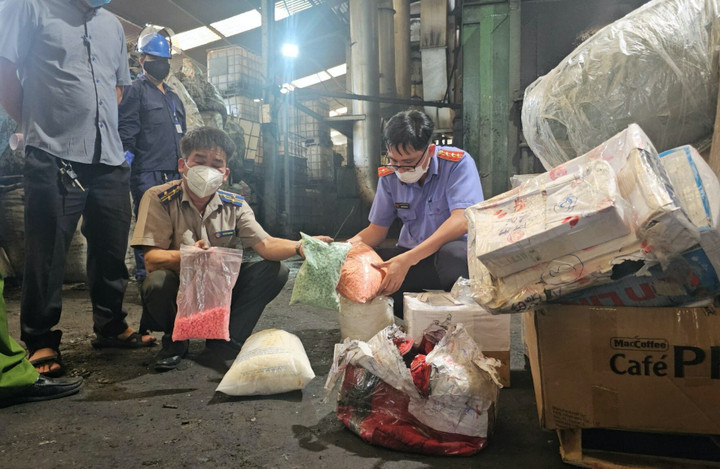 Lực lượng chức năng TP.HCM tiêu hủy hơn 1,6 tấn ma túy.