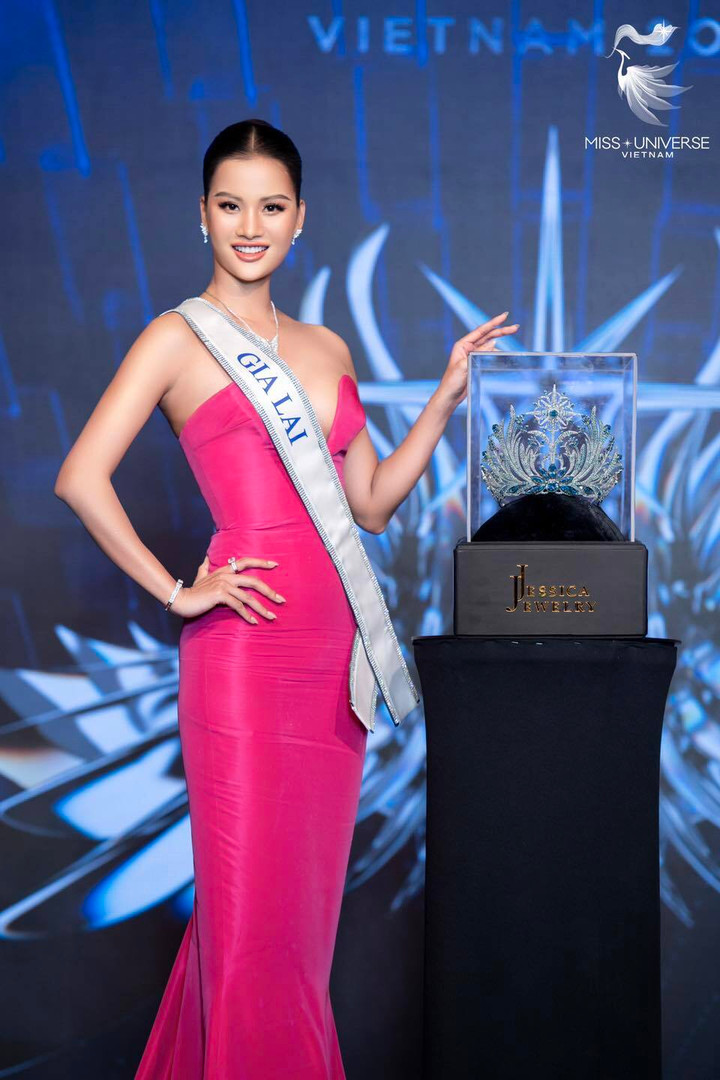 Hương Ly đang là người đẹp sáng giá cho vương miện Hoa hậu.