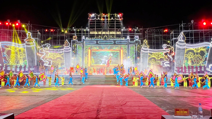 Các tiết mục văn nghệ tại lễ khai mạc Festival Chí Linh - Hải Dương 2023. (Ảnh: Thanh Bình.)