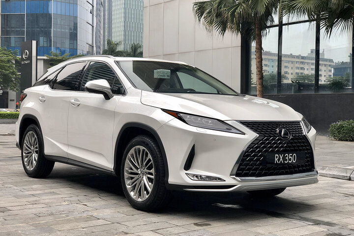 Bảng giá xe ô tô hãng Lexus mới nhất tháng 10/2023