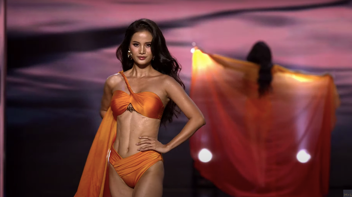 Thí sinh Hương Ly.