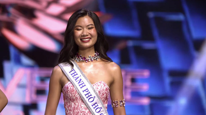 Người đẹp áo dài: Trịnh Thị Hồng Đăng (TP.HCM)