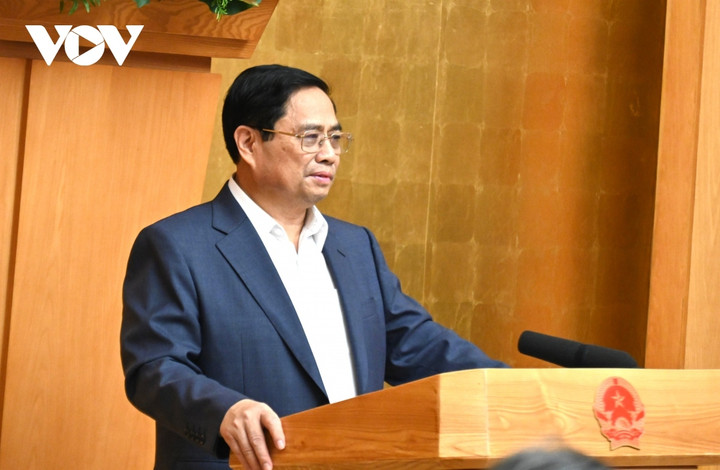 Thủ tướng đề nghị các đại biểu thảo luận, phân tích, đánh giá kỹ, khách quan về bối cảnh tình hình quốc tế, trong nước.