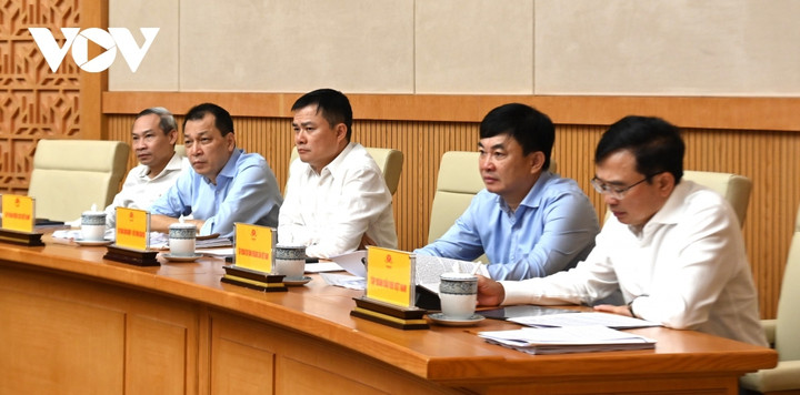 Phiên họp Chính phủ thường kỳ tháng 9/2023 được tổ chức theo hình thức trực tiếp kết hợp trực tuyến đến điểm cầu 63 địa phương.