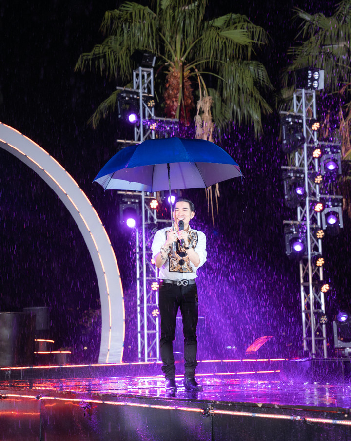 Quang Hà chia sẻ về chặng đường âm nhạc hơn 20 năm của mình.