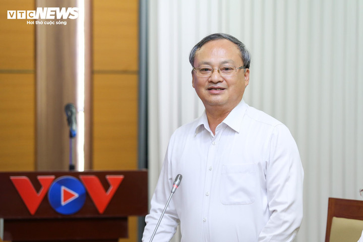 Uỷ viên Trung ương Đảng, Tổng Giám đốc VOV Đỗ Tiến Sỹ phát biểu tại sự kiện. (Ảnh: Khổng Chí)