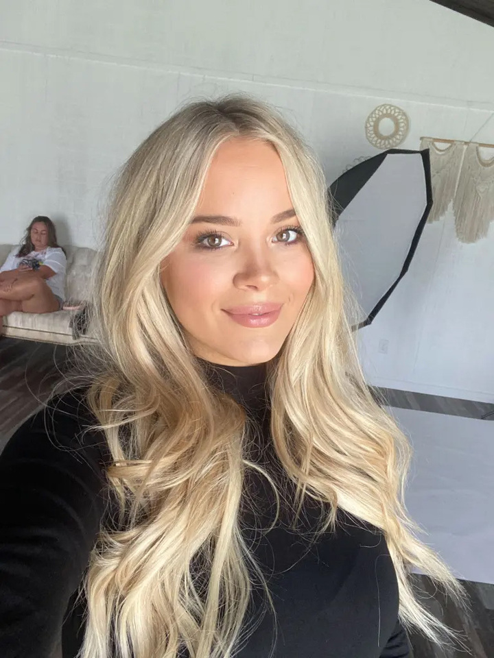 Mang thai nhưng Megan Dowling vẫn rất xinh đẹp.