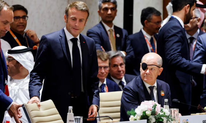 Ông David McAllister (đứng giữa) nói rằng có sự thiếu liên lạc giữa Thủ tướng Đức Olaf Scholz và Tổng thống Pháp Emmanuel Macron. (Ảnh: Getty Images)