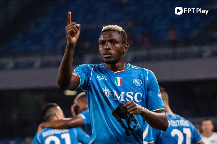 Victor Osimhen đang bất hòa với Napoli.