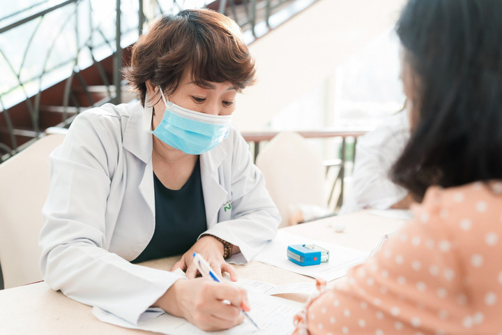 Värna tổ chức tư vấn sức khỏe và dinh dưỡng cho 1.000 người cao tuổi - 4