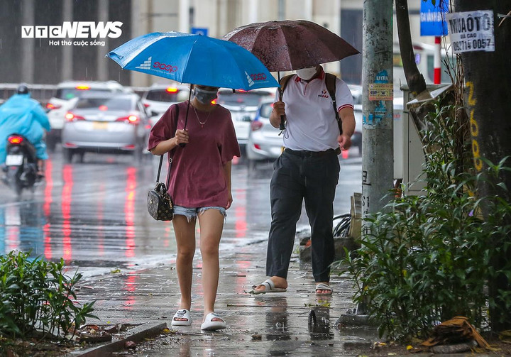Dự báo Bắc Trung Bộ mưa rào và dông rải rác, cục bộ mưa vừa, mưa to trong hai ngày cuối tuần. (Ảnh minh hoạ: Ngô Nhung)