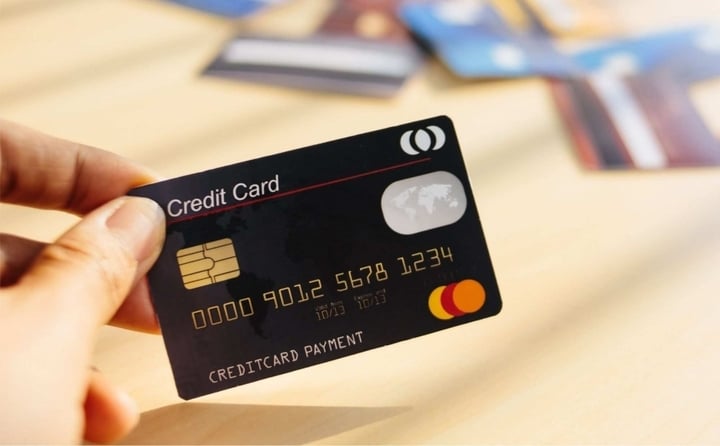 Thẻ Platinum có tên gọi khác là thẻ bạch kim. (Ảnh minh họa)