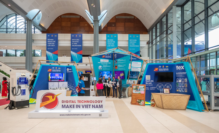 Triển lãm "Khát vọng Việt Nam" là dịp để quảng bá những sản phẩm đổi mới, sáng tạo mang đậm bản sắc và truyền thống văn hóa Việt Nam, cùng với đó là những thành tựu khoa học công nghệ trong công cuộc chuyển đổi số của Việt Nam.