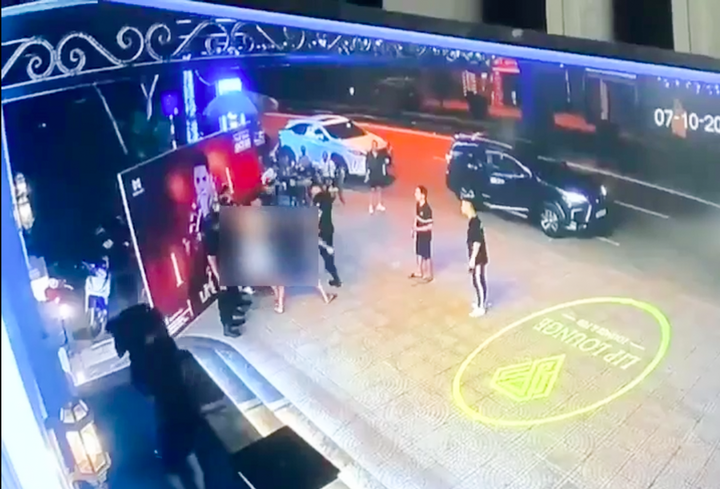 Đứng chụp ảnh trước quán bia, nam thanh niên ở Thanh Hóa bị đâm tử vong