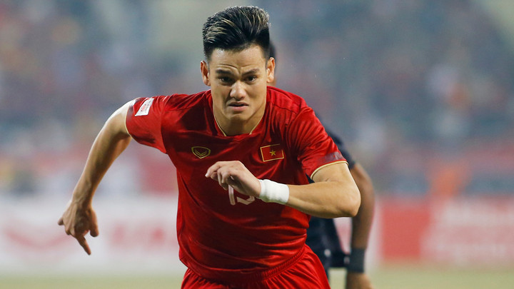 Hồ Tấn Tài có phong độ ổn định ở CLB Bình Định và CLB Công an Hà Nội. Từ năm 2022, anh chiếm được vị trí đá chính ở cánh phải đội tuyển Việt Nam. Tuy nhiên, dưới thời HLV Troussier, Hồ Tấn Tài không còn được triệu tập.